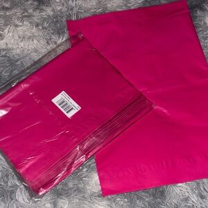 25 Vibrant Pink 10x13 Poly Mailers in sealed pack